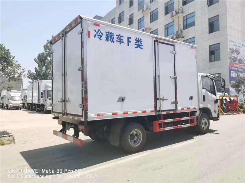 國六 江鈴凱運(yùn)4.2米藍(lán)牌冷藏車